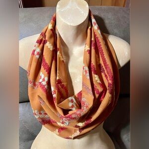 Simply Sisters By Lola Rust Niʻihau Shell Scarf, BNWT